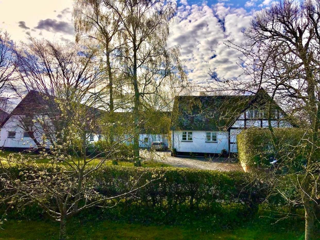 Hvidegaard Mon Hotel Stege Exterior photo